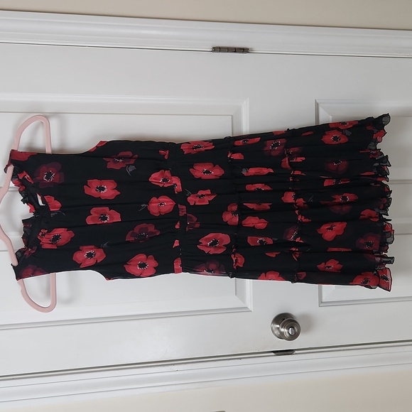 kate spade Dresses & Skirts - Kate Spade Size 2 Black and Red Dress
